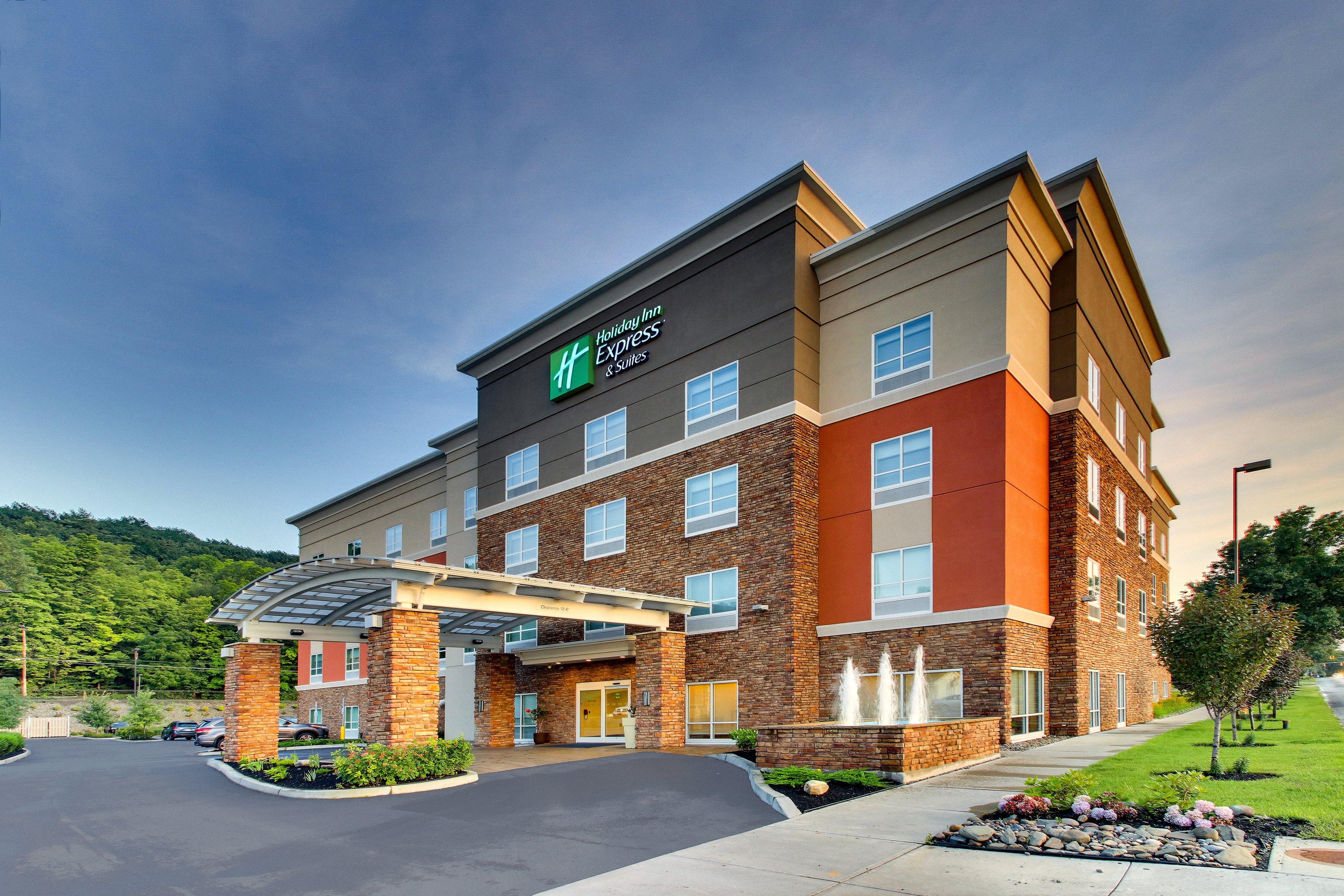 Holiday Inn Express & Suites Ithaca By Ihg Екстериор снимка