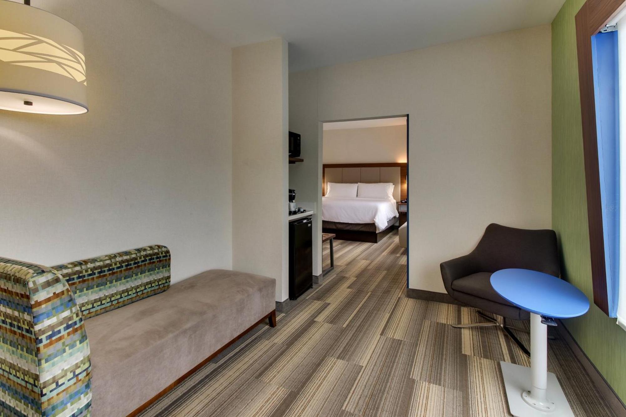 Holiday Inn Express & Suites Ithaca By Ihg Екстериор снимка